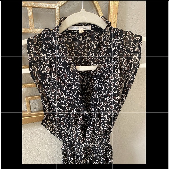 Chiffon Blouse w/ Tie Waist & Ruffle Neckline - Picture 3 of 8